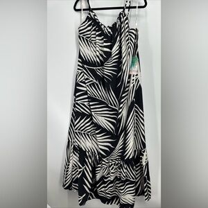 True Destinations Black & White Palm Leaf Print Size Large Maxi Dress